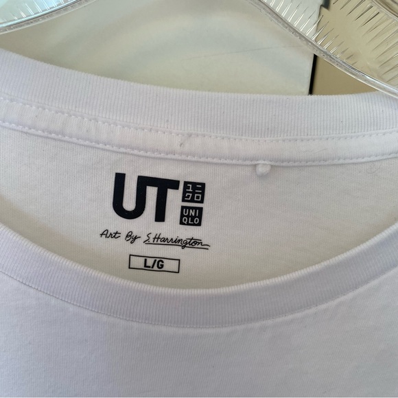 Uniqlo Mickey and Friends White T Shirt - Picture 6 of 7